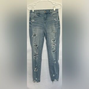 American Eagle Outfitters High Rise Blue Jeans with Distressed Details